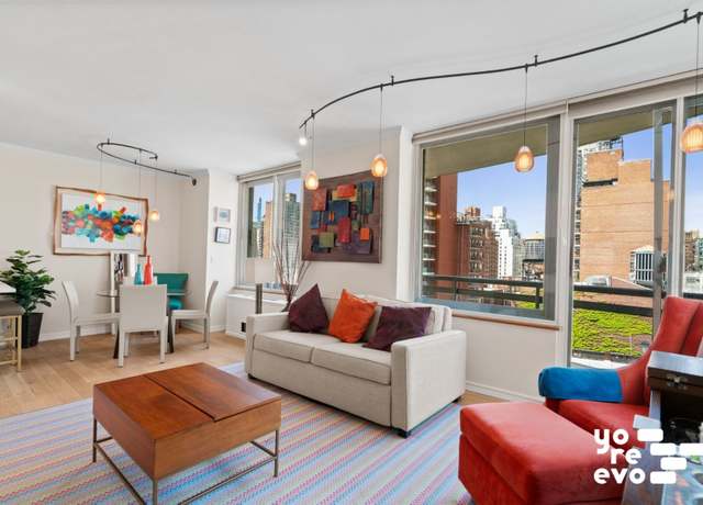 Property at 300 E 85th St #1004, New York City, NY 10028, 1 bed, 2 baths