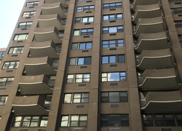Property at 58 W 58th St Unit 9D, New York City, NY 10019, 1 bed, 1 bath