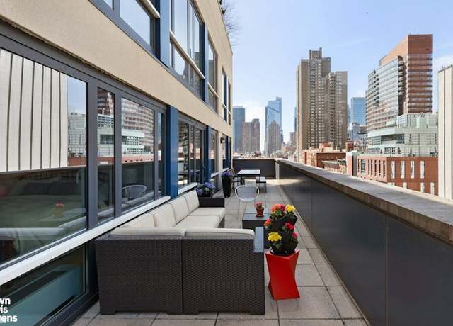 Property at 454 W 54th St Unit 7A, New York City, NY 10019, 3 beds, 3.5 baths