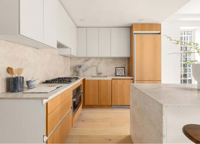Property at 684 Dean St #2, Brooklyn, NY 11238, 2 beds, 2 baths