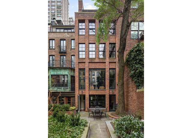 Property at 157 E 65th St, New York City, NY 10065, 5 beds, 5 baths