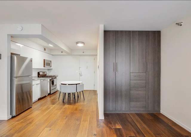 Property at 516 W 47th St Unit N-4D, New York City, NY 10036, 1 bath