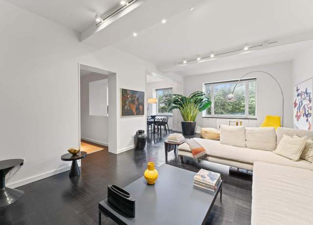 Property at 930 Fifth Ave Unit 7B, New York City, NY 10021, 1 bed, 1 bath