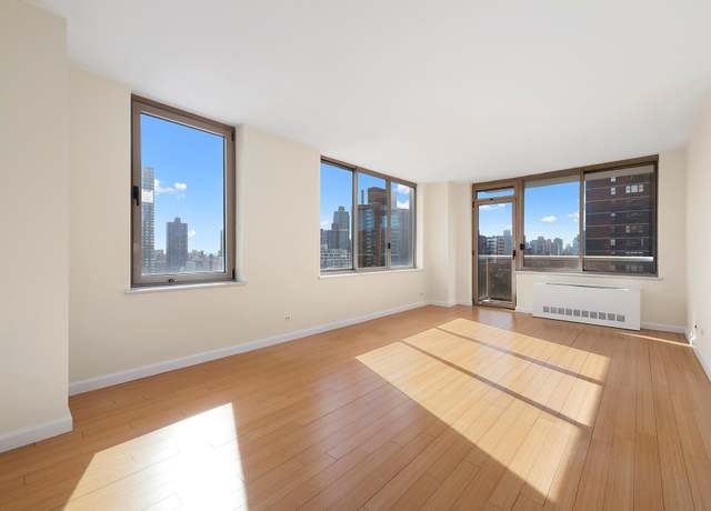 Property at 200 E 89th St Unit 17G, New York City, NY 10128, 1 bed, 1 bath