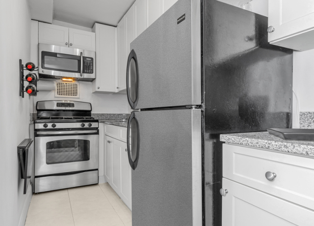Property at 123-40 83rd Ave Unit 6A, New York City, NY 11415, 1 bath