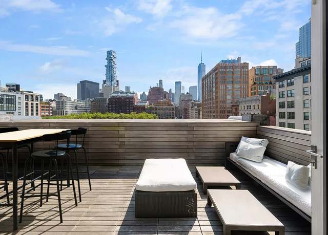 Property at 46 Laight St Ph 4, New York City, NY 10013, 4 beds, 4.5 baths