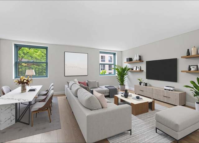 Property at 152 Bank St Unit 4B, New York City, NY 10014, 3 beds, 2 baths