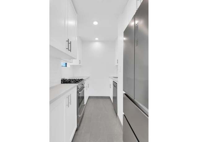 Property at 345 E 52nd St Unit 10H, New York City, NY 10022, 1 bed, 1 bath