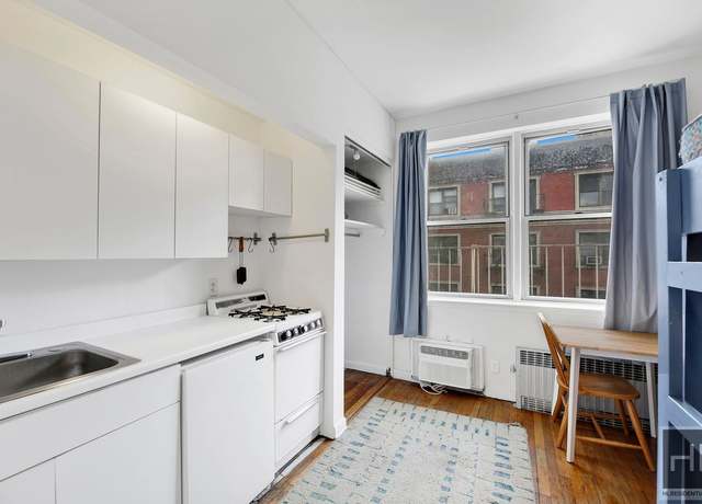 Property at 326 W 83rd St Unit 5E, New York City, NY 10024, 1 bath