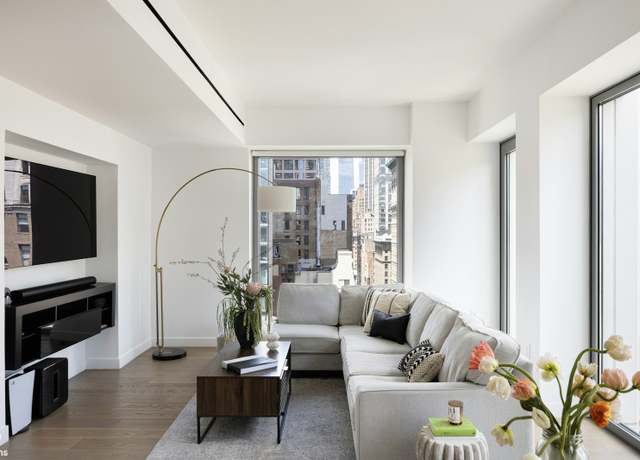 Property at 30 E 31st St #18, New York City, NY 10016, 2 beds, 2.5 baths