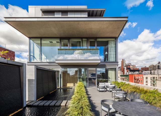 Property at 152 Elizabeth St, New York City, NY 10012, 4 beds, 4.5 baths
