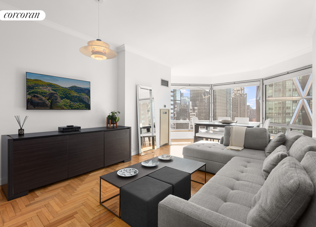Property at 301 W 57th St Unit 29D, New York City, NY 10019, 1 bed, 1.5 baths