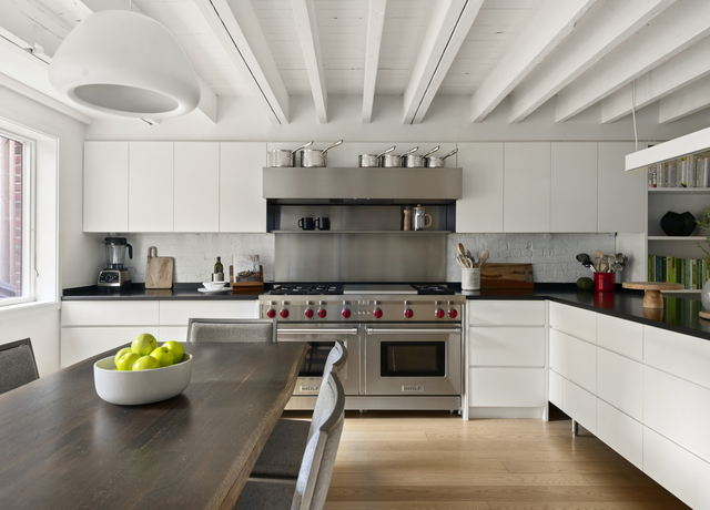 Property at 110 W 13th St, New York City, NY 10011, 5 beds, 4.5 baths