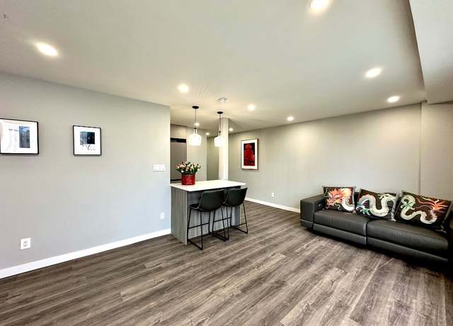 Property at 170 Park Row Unit 24E, New York City, NY 10038, 1 bath