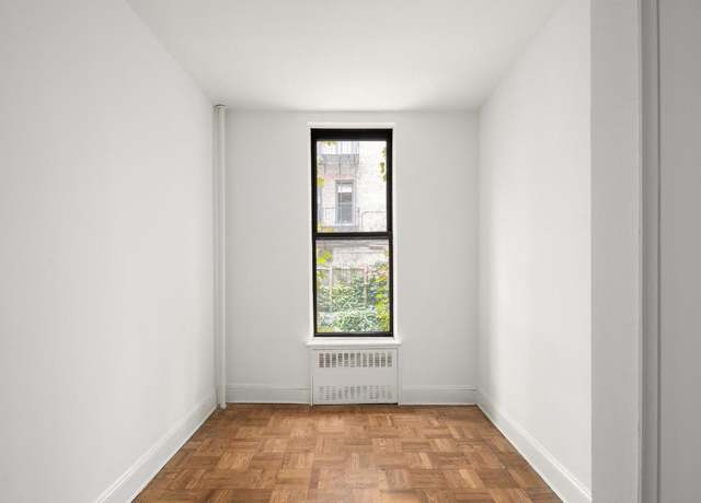 Property at 130 W 80th St Unit 2R, New York City, NY 10024, 1 bed, 1 bath