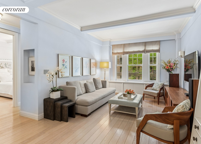 Property at 588 W End Ave Unit 4B, New York City, NY 10024, 2 beds, 1.5 baths