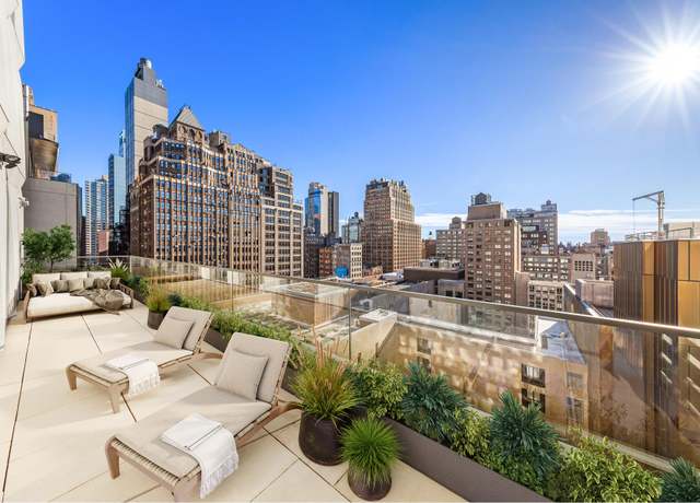 Property at 215 W 28th St Unit 14C, New York City, NY 10001, 3 beds, 3.5 baths