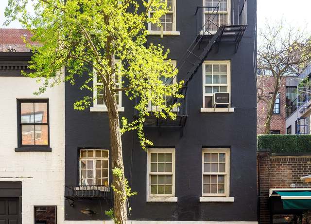 Property at 32 Jane St, New York City, NY 10014, 6 beds, 6 baths