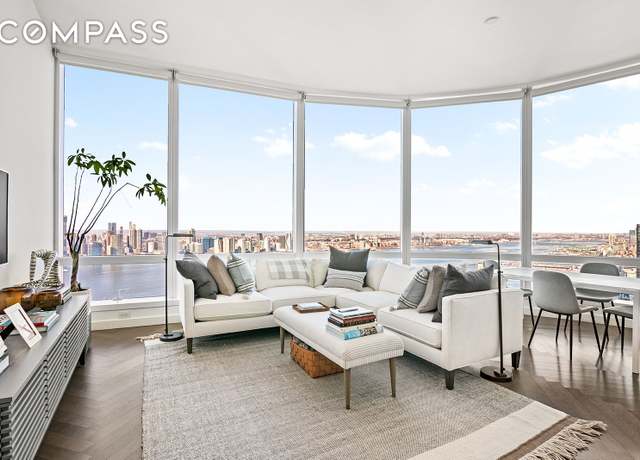 Property at 111 Murray St Unit 44W, New York City, NY 10007, 3 beds, 3.5 baths