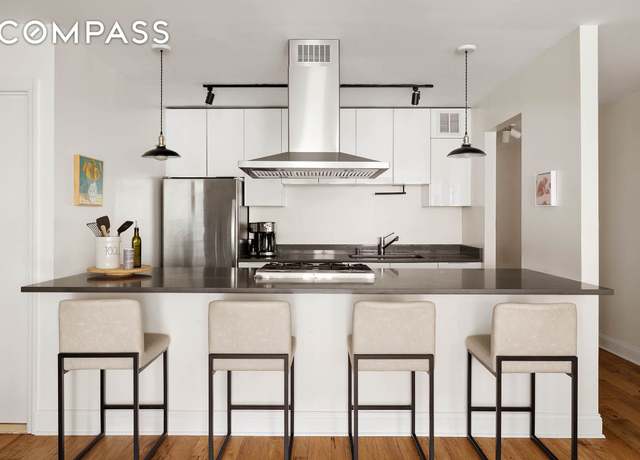 Property at 222 W 14th St Unit 3N, New York City, NY 10011, 1 bed, 1 bath