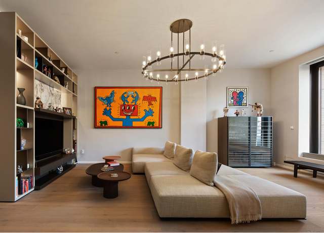 Property at 11 Beach St Unit THB, New York City, NY 10013, 3 beds, 4.5 baths