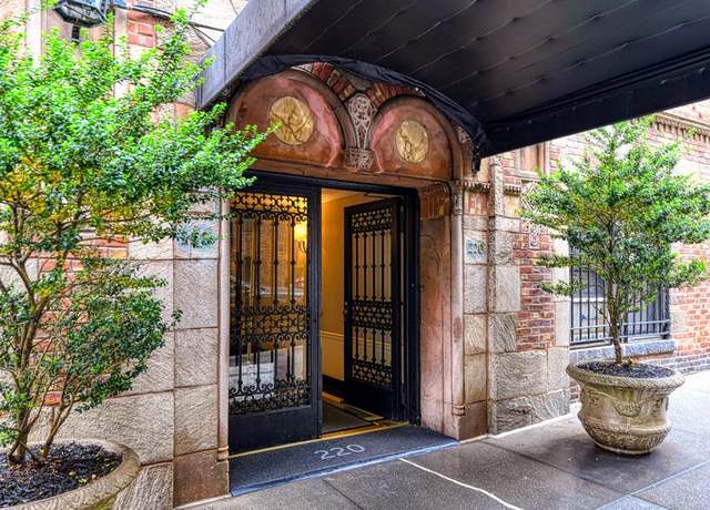 Property at 220 E 73rd St Unit 1-A, New York City, NY 10021, 1 bath