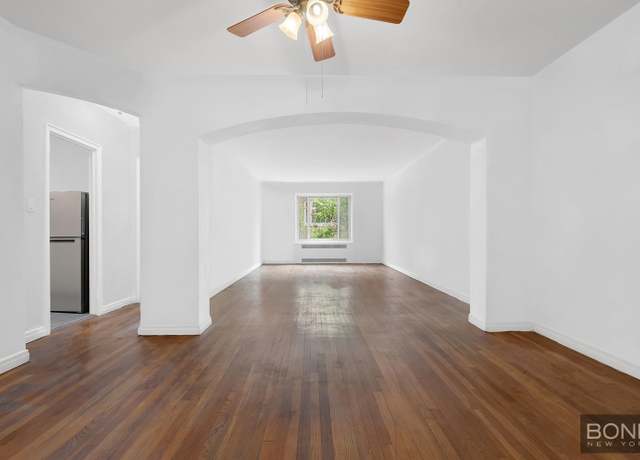 Property at 525 E 89th St Unit 4B, New York City, NY 10128, 1 bed, 1 bath