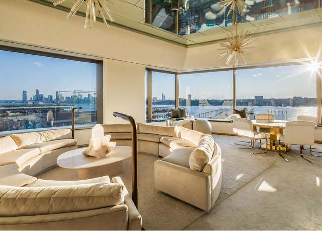 Property at 551 W 21st St Unit 8B, New York City, NY 10011, 2 beds, 2.5 baths