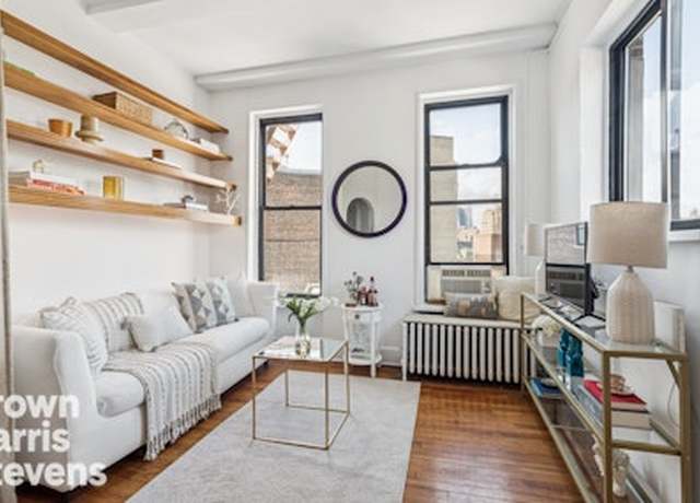 Property at 55 Morton St Unit 7M, New York City, NY 10014, 1 bed, 1 bath