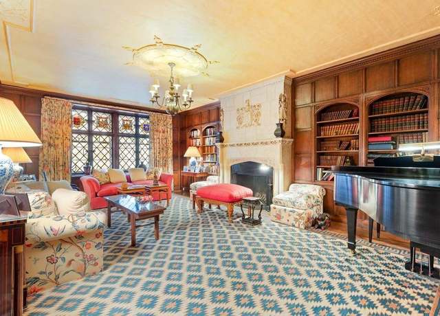 Property at 983 Park Ave Unit 3B, New York City, NY 10028, 3 beds, 4 baths