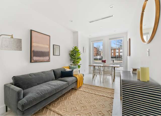 Property at 122 Palmetto St Unit 1R, Brooklyn, NY 11221, 1 bed, 1.5 baths