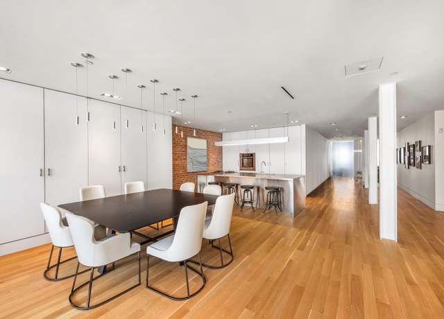 Property at 46 White St Unit 5-FLR, New York City, NY 10013, 3 beds, 2.5 baths
