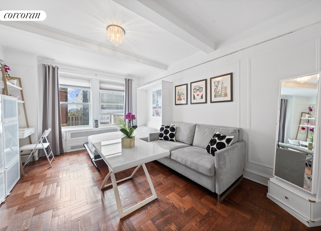 Property at 433 W 34th St Unit 15B, New York City, NY 10001, 1 bath