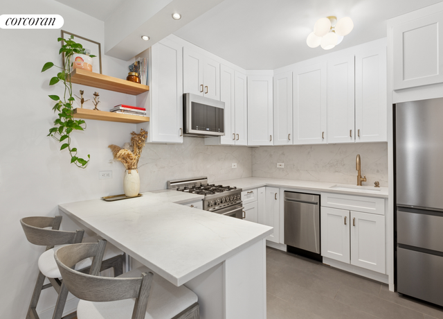 Property at 370 E 76th St Unit B1008, New York City, NY 10021, 1 bed, 1 bath