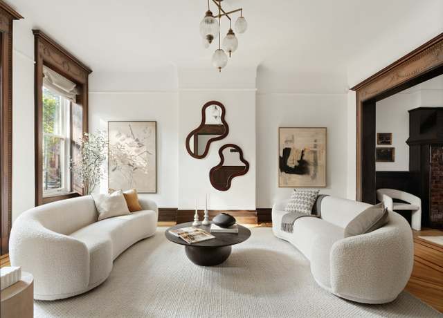 Property at 10 Polhemus Pl, Brooklyn, NY 11215, 4 beds, 4.5 baths