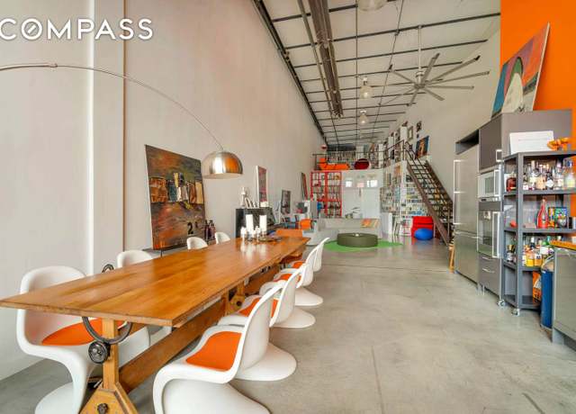 Property at 251 Montrose Ave, Brooklyn, NY 11206, 3 beds, 2.5 baths