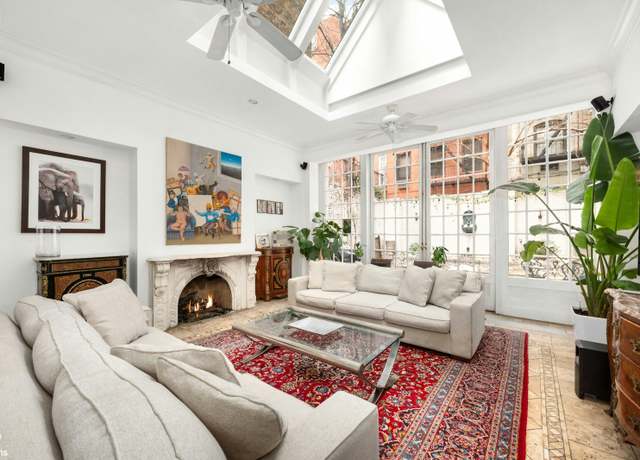 Property at 412 E 89th St, New York City, NY 10128, 6 beds, 4 baths