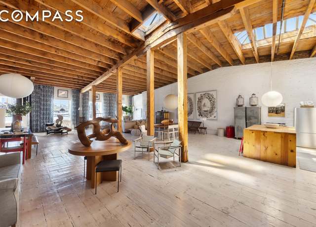 Property at 115 South St, New York City, NY 10038, 8 beds, 10 baths