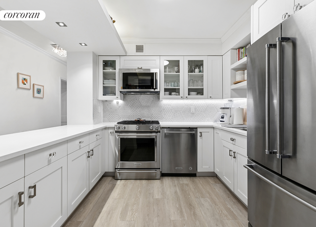 Property at 24 E 7th St Unit 4D, New York City, NY 10003, 2 beds, 2 baths