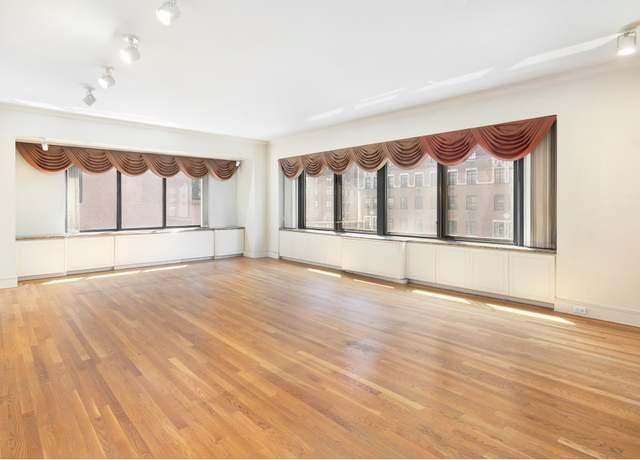 Property at 733 Park Ave Unit 8THFLOOR, New York City, NY 10021, 4 beds, 4.5 baths