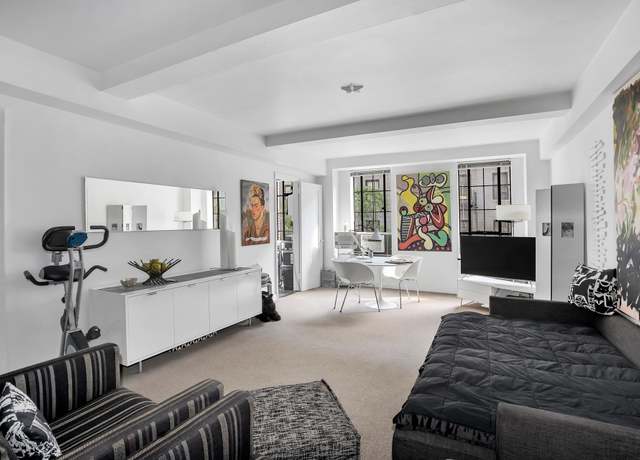 Property at 353 W 56th St Unit 3J, New York City, NY 10019, 1 bath