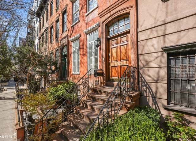 Property at 219 E 31st St, New York City, NY 10016, 5 beds, 5.5 baths