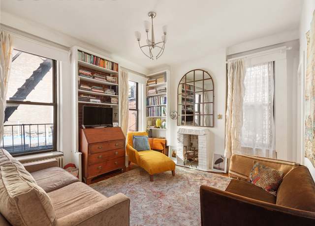 Property at 8 Bethune St #14, New York City, NY 10014, 2 beds, 1 bath