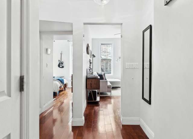 Property at 406 W 46th St Unit 4C, New York City, NY 10036, 2 beds, 1 bath