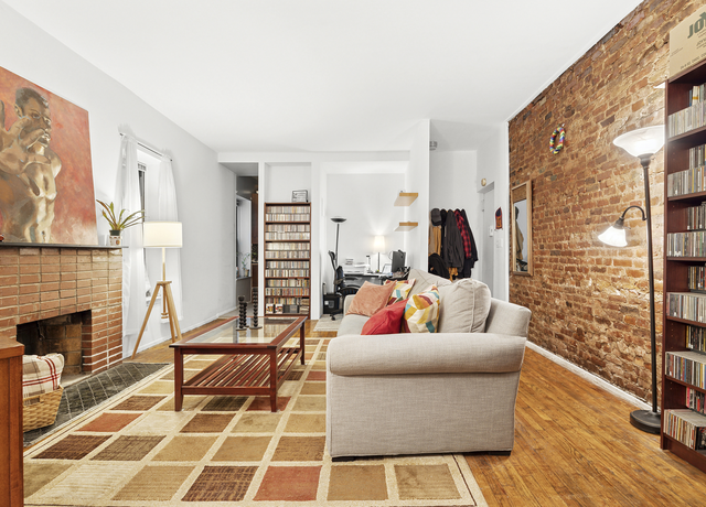 Property at 234 E 14th St Unit 2E, New York City, NY 10003, 1 bed, 1 bath