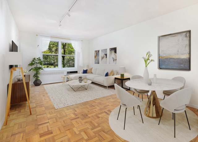 Property at 320 E 35th St Unit 2D, New York City, NY 10016, 1 bed, 1 bath