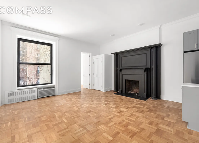 Property at 134 W 80th St Unit 2R, New York City, NY 10024, 1 bed, 1 bath