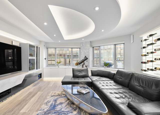 Property at 210 E 47th St Unit 11F, New York City, NY 10017, 1 bed, 1 bath