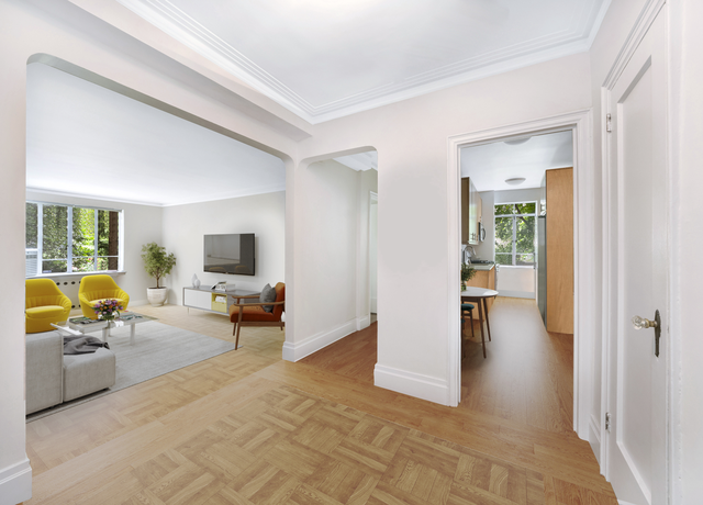 Property at 250 W 24th St Unit 1CW, New York City, NY 10011, 1 bed, 1 bath