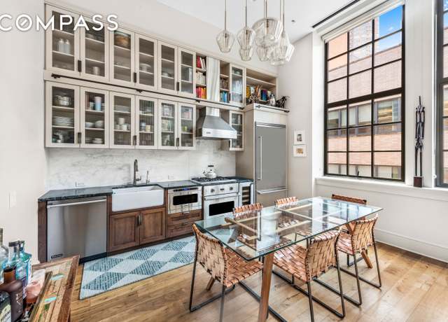 Property at 520 W 45th St Unit 4D, New York City, NY 10036, 2 beds, 2 baths